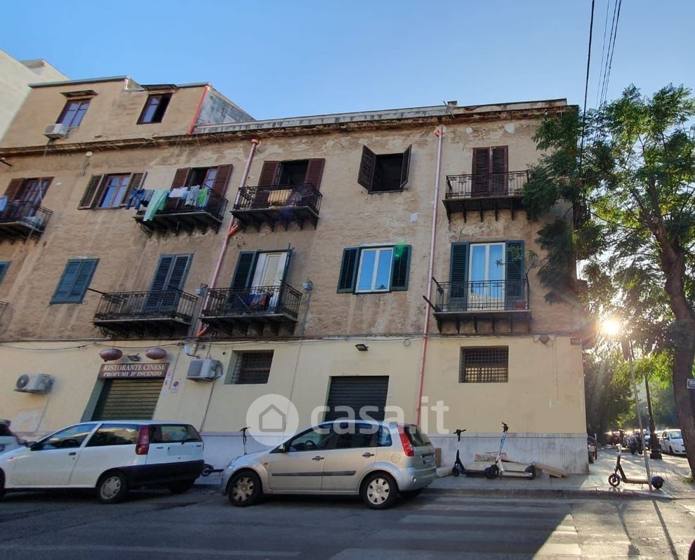 Appartamento in Vendita in Via Lincoln 34 a Palermo