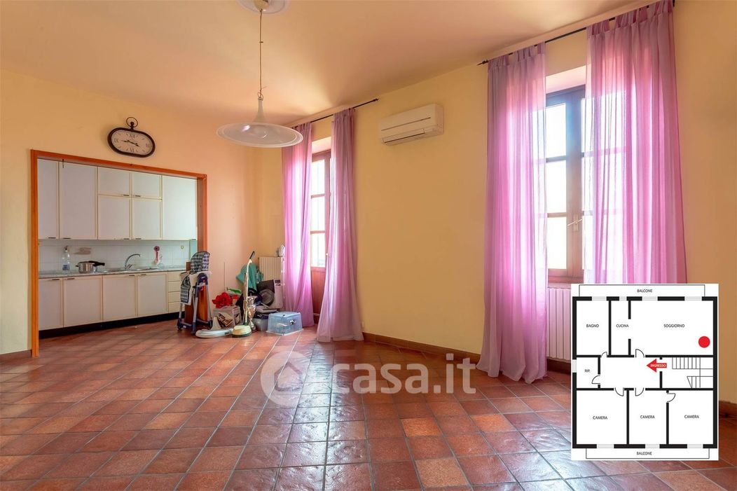 Appartamento in Vendita in Via del Castagno a Prato