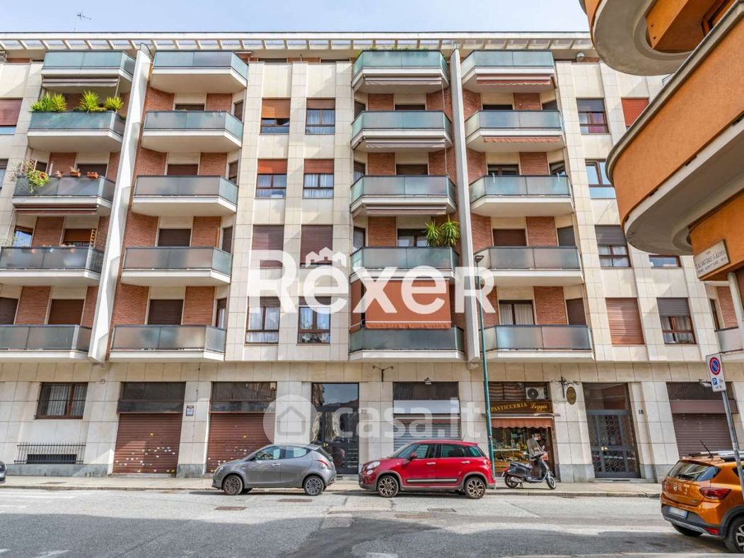 Appartamento in Vendita in Via Lazzaro Spallanzani 20 a Torino