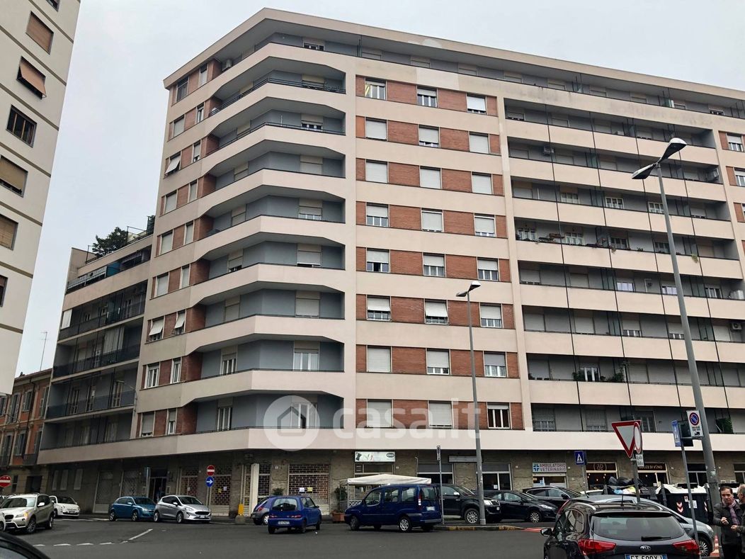 Appartamento in Vendita in Via Giulio Cesare Cordara a Alessandria