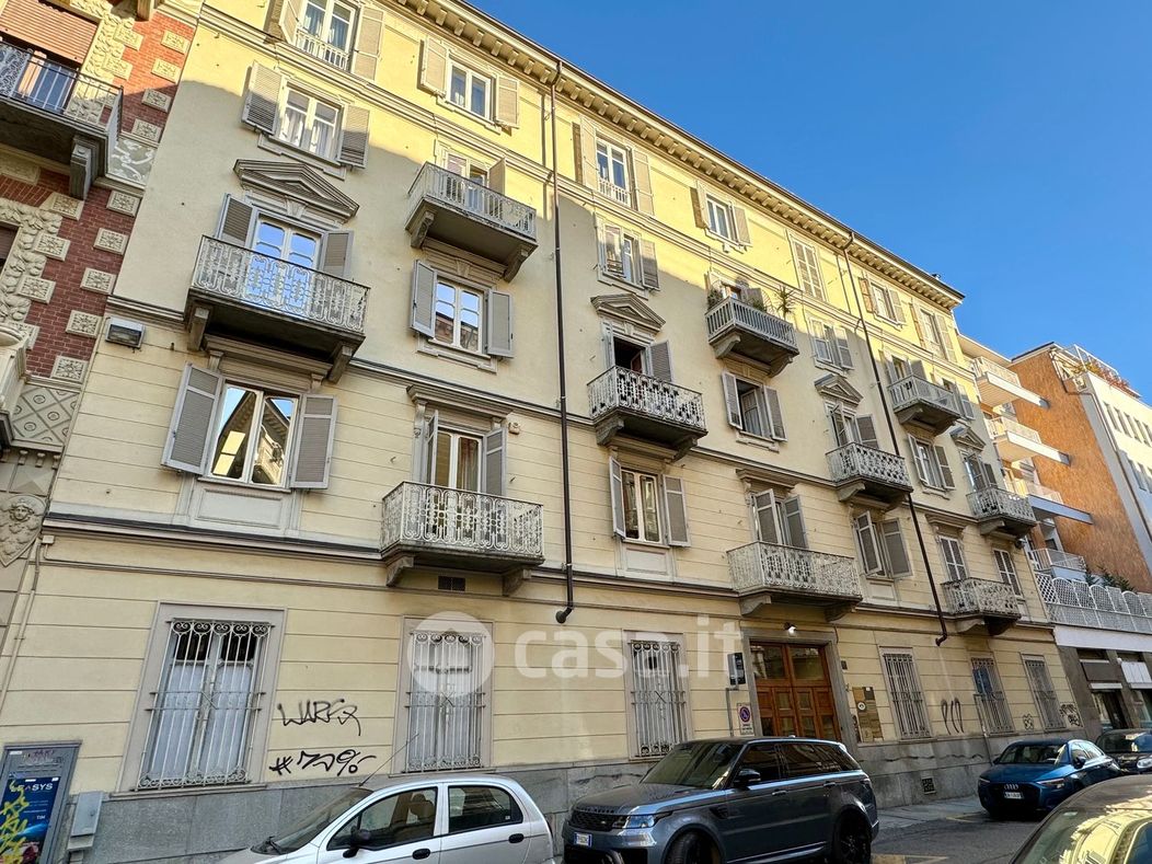 Appartamento in Vendita in Via SAN QUINTINO 44 a Torino