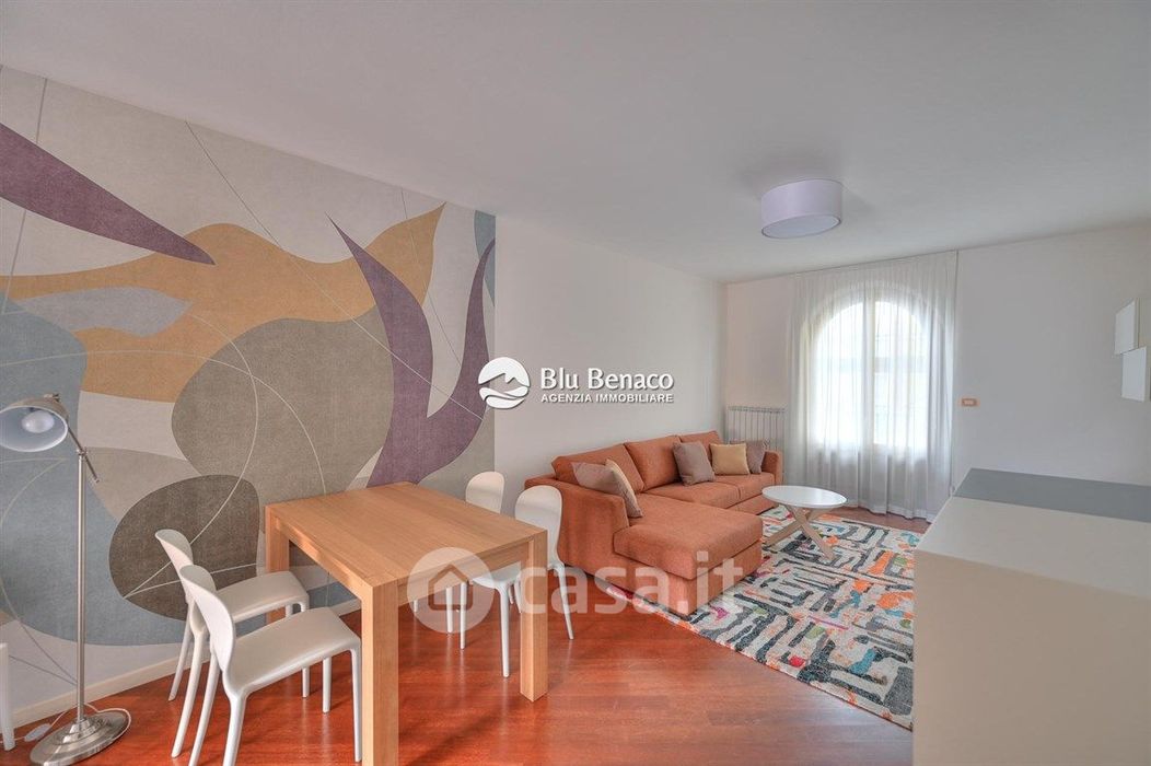 Appartamento in Vendita in Via Lungolago Giuseppe Zanardelli 29 a Toscolano-Maderno