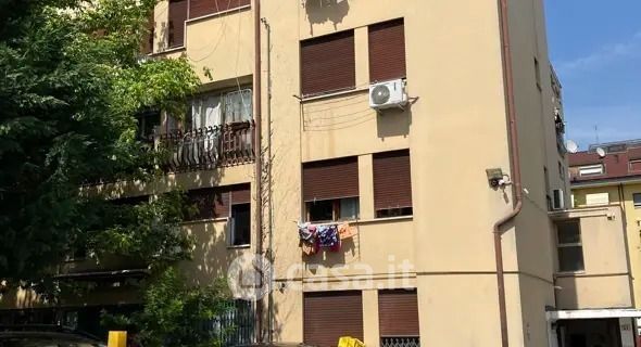 Appartamento in Vendita in Via Altichieri da Zevio a Padova