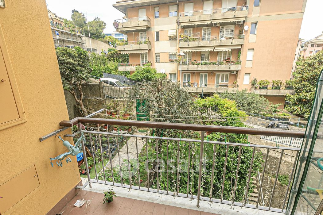 Appartamento in Vendita in Via Orlando 14 a Genova
