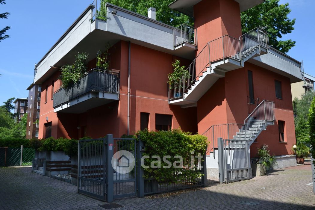 Appartamento in Vendita in Via Francesco Primaticcio 135 a Milano