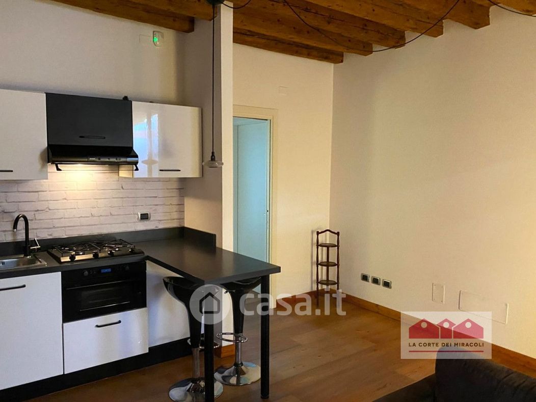 Appartamento in Vendita in Contrada Porta Santa Croce 61 a Vicenza