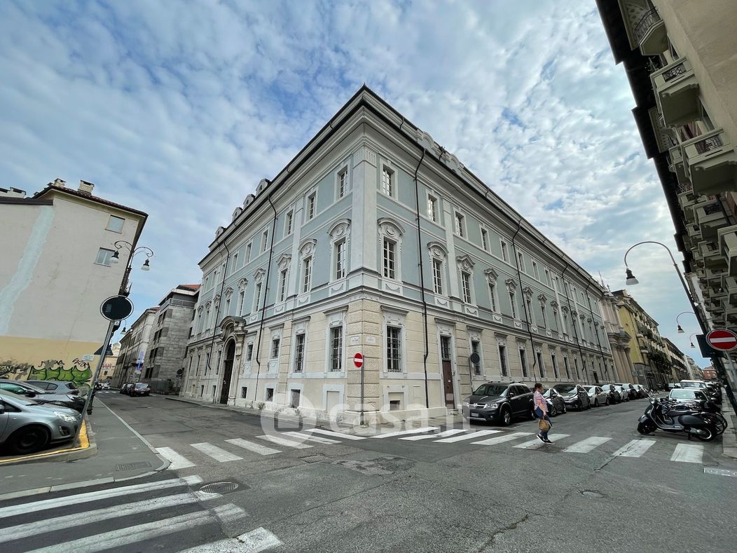 Ufficio in Affitto in Via Santa Chiara 19 a Torino