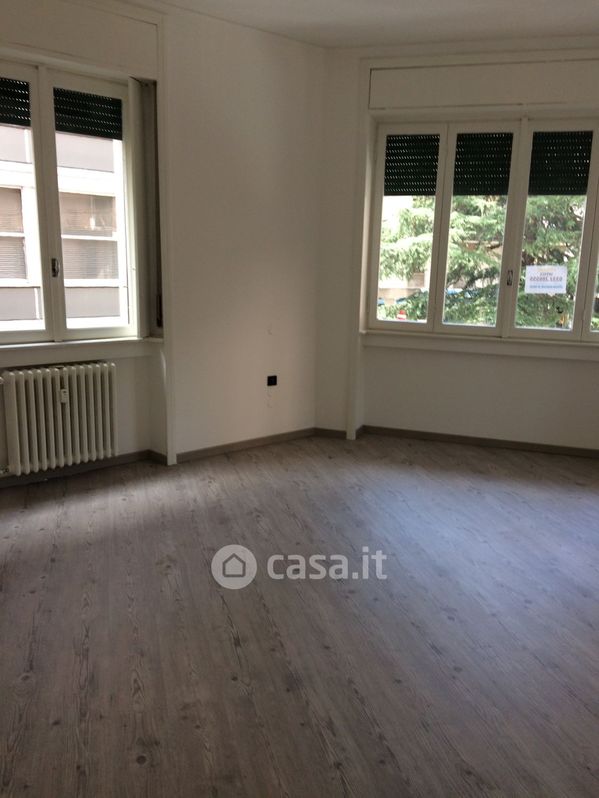 Ufficio in Affitto in Via Camillo Benso Conte di Cavour a Varese