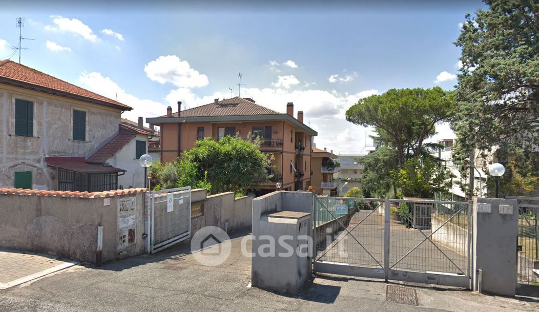 Appartamento in Affitto in Via della Casetta Mattei 435 a Roma