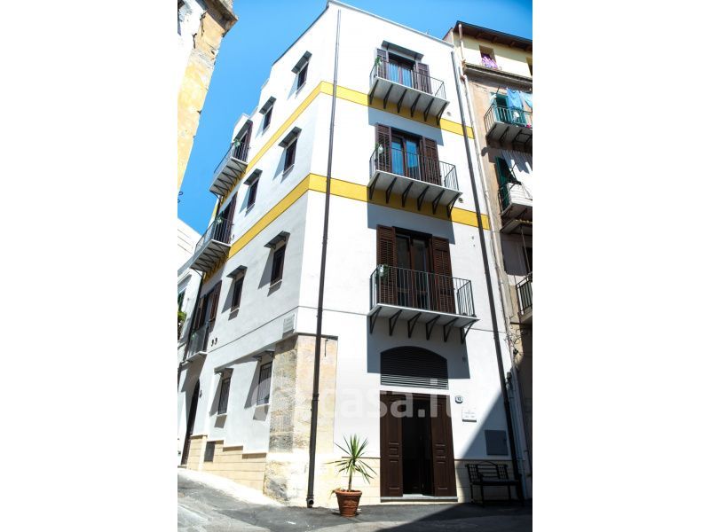 Appartamento in Vendita in Vicolo Quartararo a Palermo