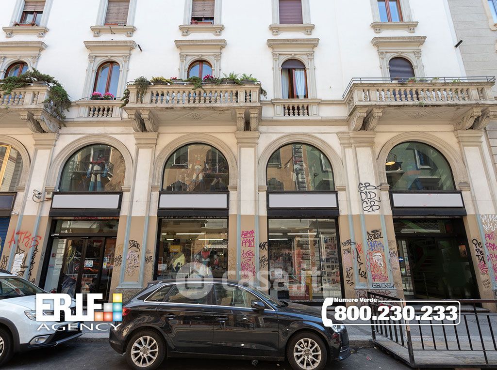 Negozio/Locale commerciale in Vendita in Via Lazzaro Palazzi 5 a Milano