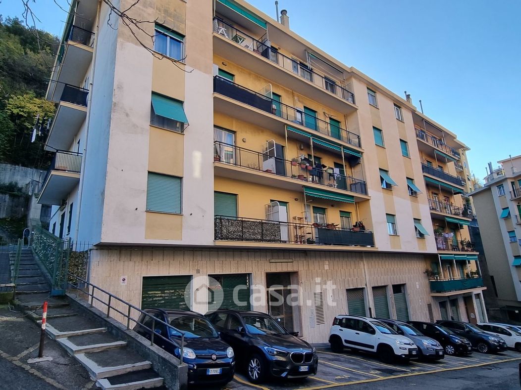 Appartamento in Vendita in Via Carmelo Onorato 45 a Genova