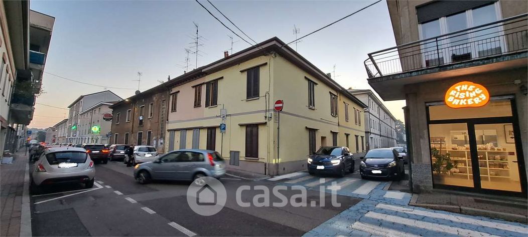 Appartamento in Vendita in Via Dante Alighieri 1 a Cesano Maderno