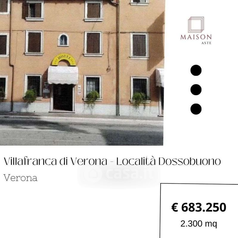 Stabile / Palazzo in Vendita in Via Cavour 19 a Villafranca di Verona