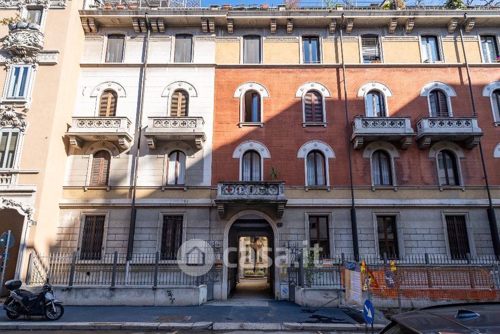 Appartamento in Vendita in Via Verona 11 a Milano