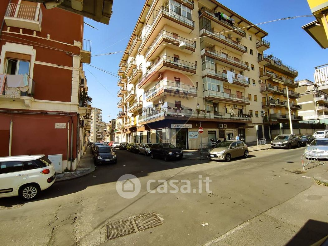 Appartamento in Vendita in Via Fontanelle 24 a Catania