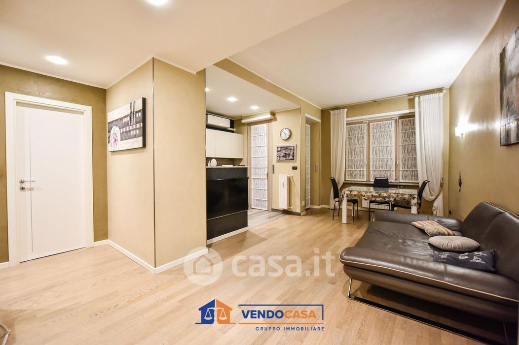 Appartamento in Vendita in Via Baltimora 132 a Torino