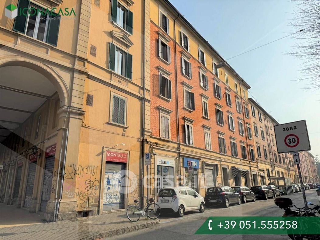 Appartamento in Vendita in Via Montello 2 a Bologna