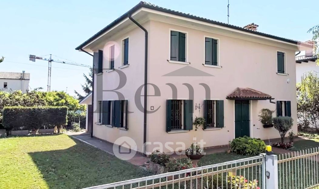 Villa in Vendita in Via Del Passo 1 a Treviso