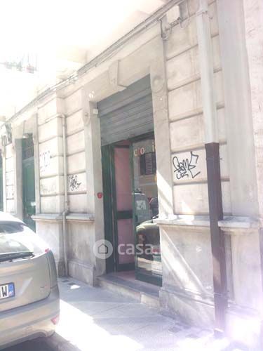 Negozio/Locale commerciale in Vendita in Via Michelangelo Signorile 39 a Bari