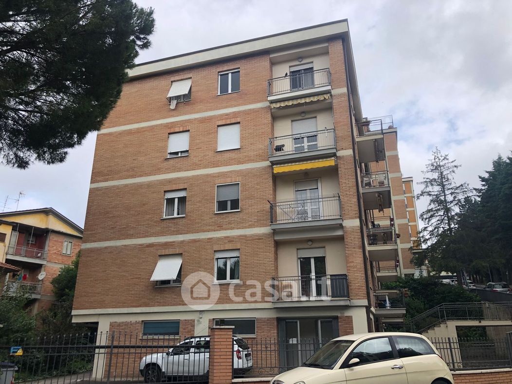 Appartamento in Vendita in Via Silvio Pellico a Perugia