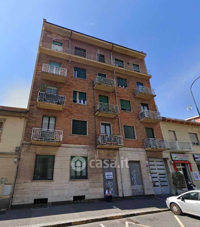 Appartamento in Vendita in Via Gaspero Barbera 14 a Torino