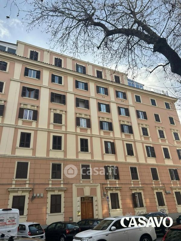 Appartamento in Vendita in Via Ostiense 363 a Roma