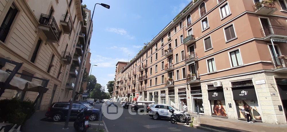 Appartamento in Vendita in Piazza Sei Febbraio a Milano
