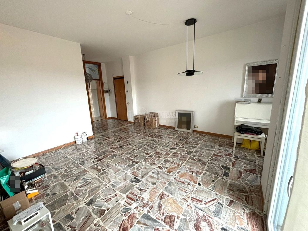 Appartamento in Vendita in Via Alberto Pitentino a Bergamo