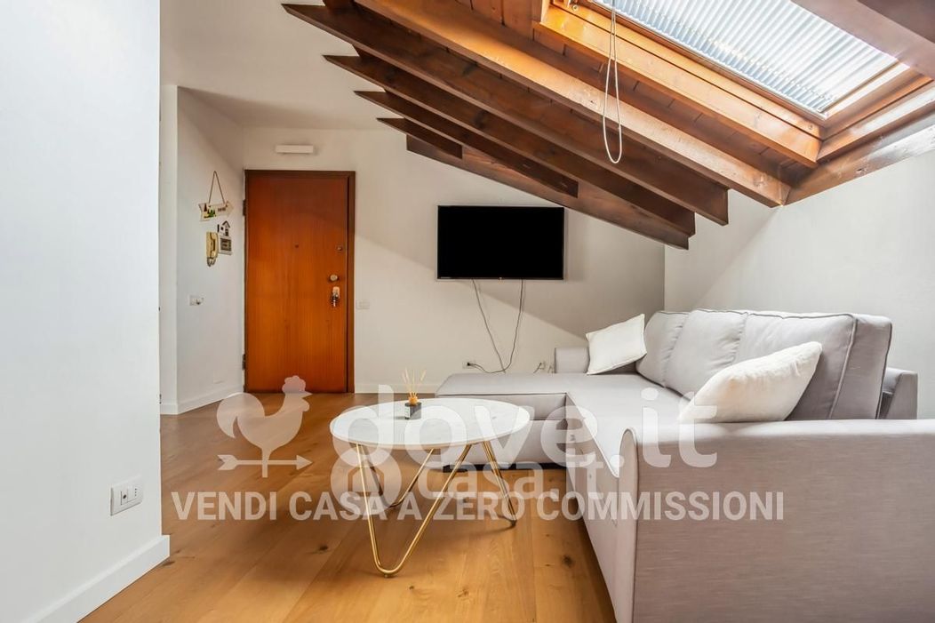 Appartamento in Vendita in Viale Luigi Borri 47 a Varese