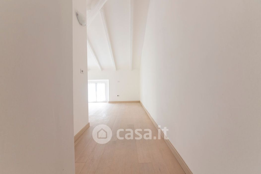 Appartamento in Vendita in Via San Calocero 27 a Milano