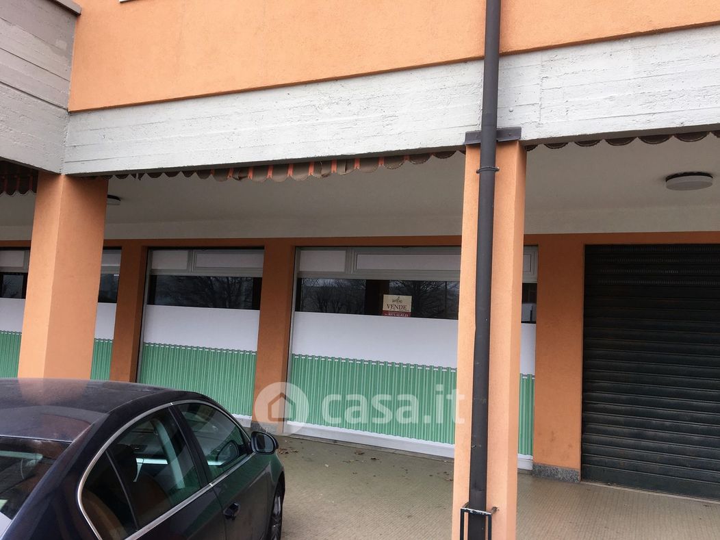 Negozio/Locale commerciale in Affitto in Via Giovanni Spezzaferri a Lodi
