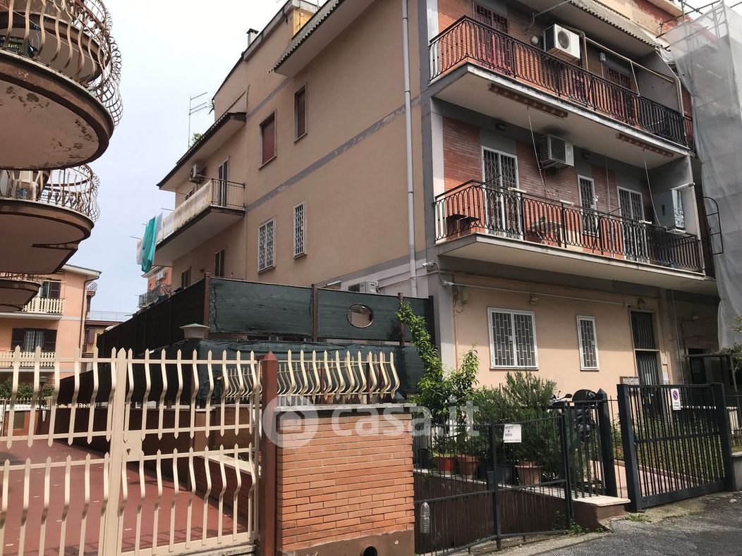 Appartamento in Vendita in Via Casetta Mistici 8 a Roma