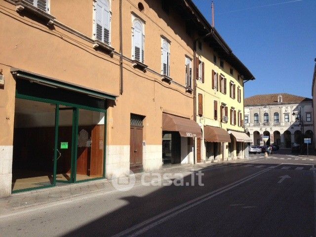 Negozio/Locale commerciale in Affitto in Largo Boiani 10 a Cividale del Friuli