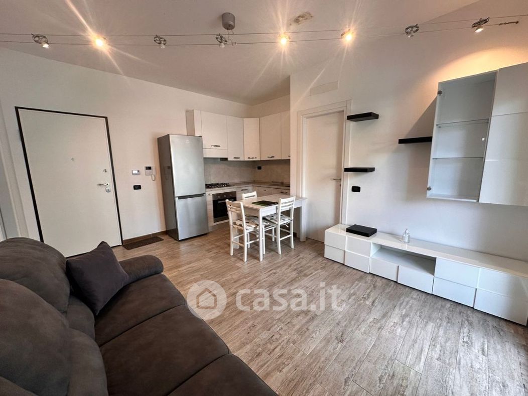 Appartamento in Vendita in Viale Italia a La Spezia
