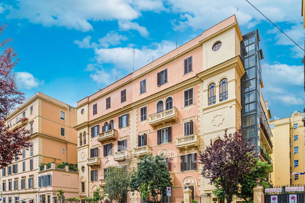 Appartamento in Vendita in Via degli Scipioni 147 a Roma