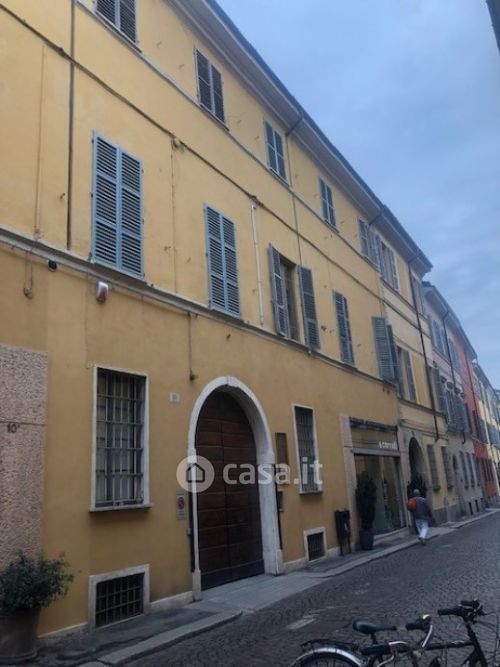 Appartamento in Vendita in Via San Giovanni a Piacenza