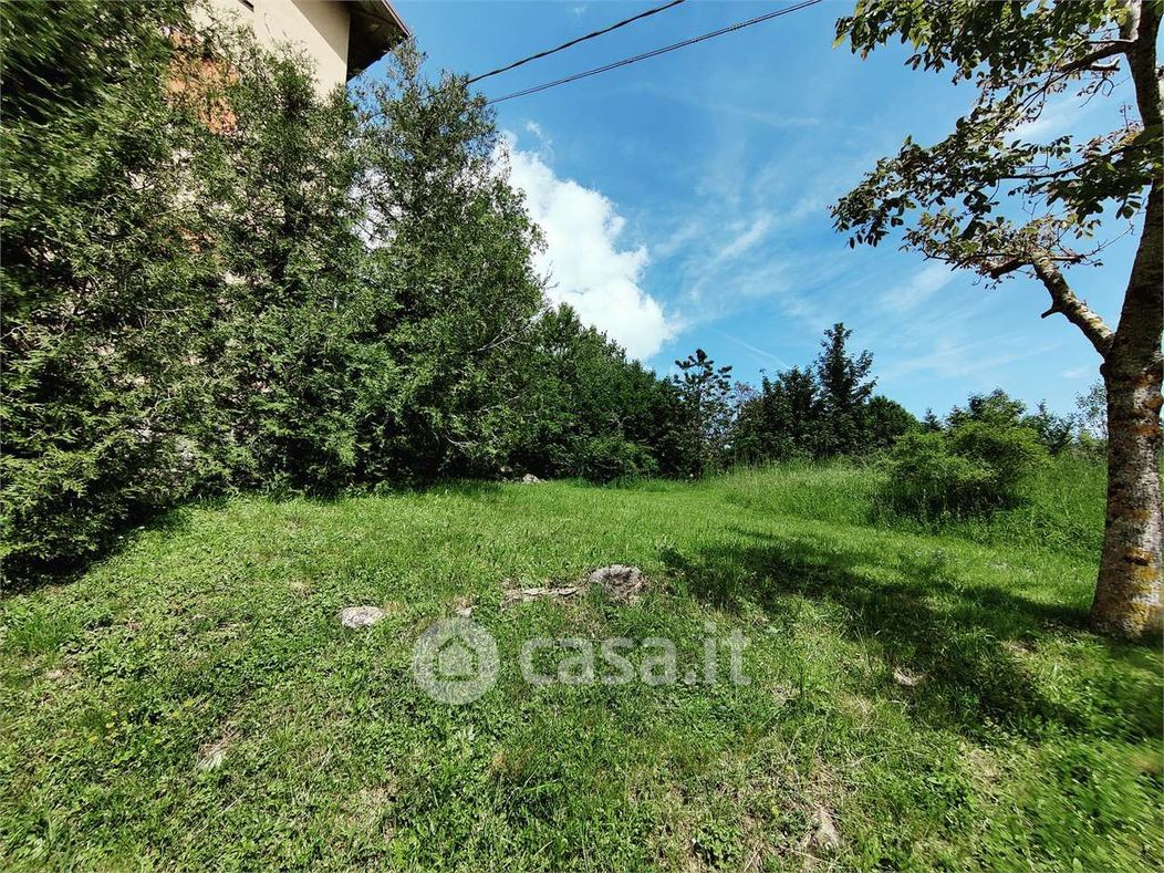 Terreno edificabile in Vendita in Via Leonardo Casotti a Villa Minozzo