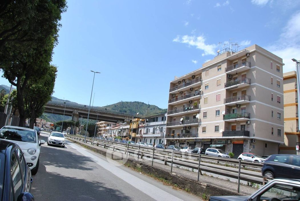 Appartamento in Vendita in Via Polveriera 3 a Messina