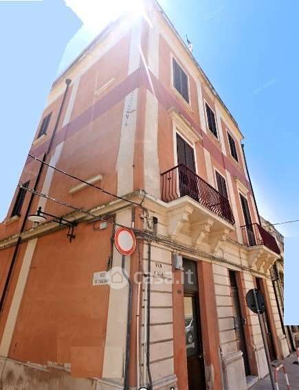 Palazzo in Vendita in Via Lata 106 a Brindisi