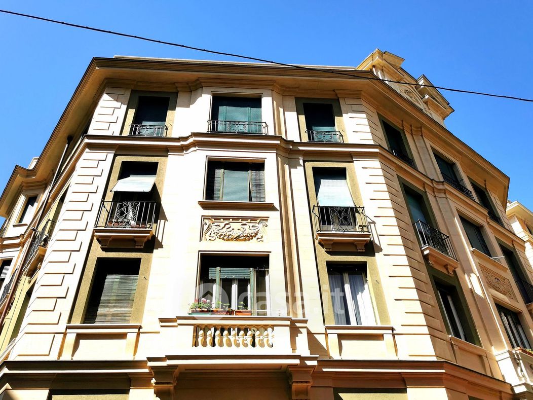 Appartamento in Vendita in Via Antonio Crocco 8 a Genova