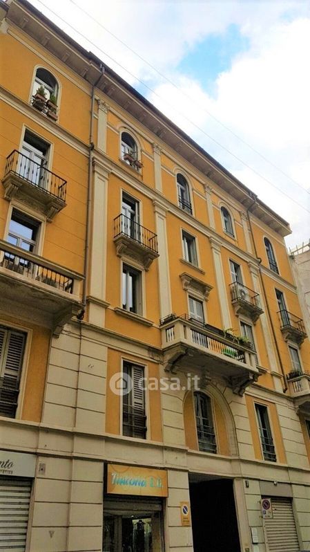 Appartamento in Affitto in Via Filippo Turati a Milano