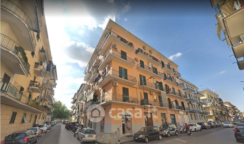 Appartamento in Vendita in Via Monte Grappa 78 a Napoli