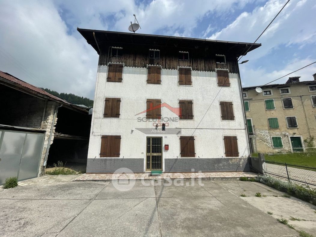 Casa indipendente in Vendita in a Foza