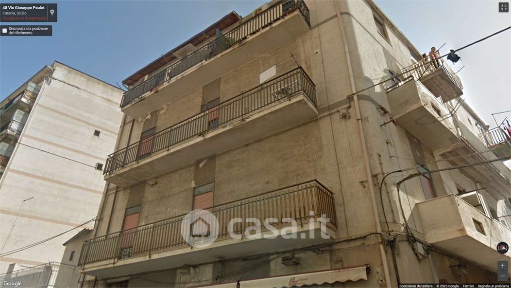 Appartamento in Vendita in Via Giuseppe Poulet 61 a Catania
