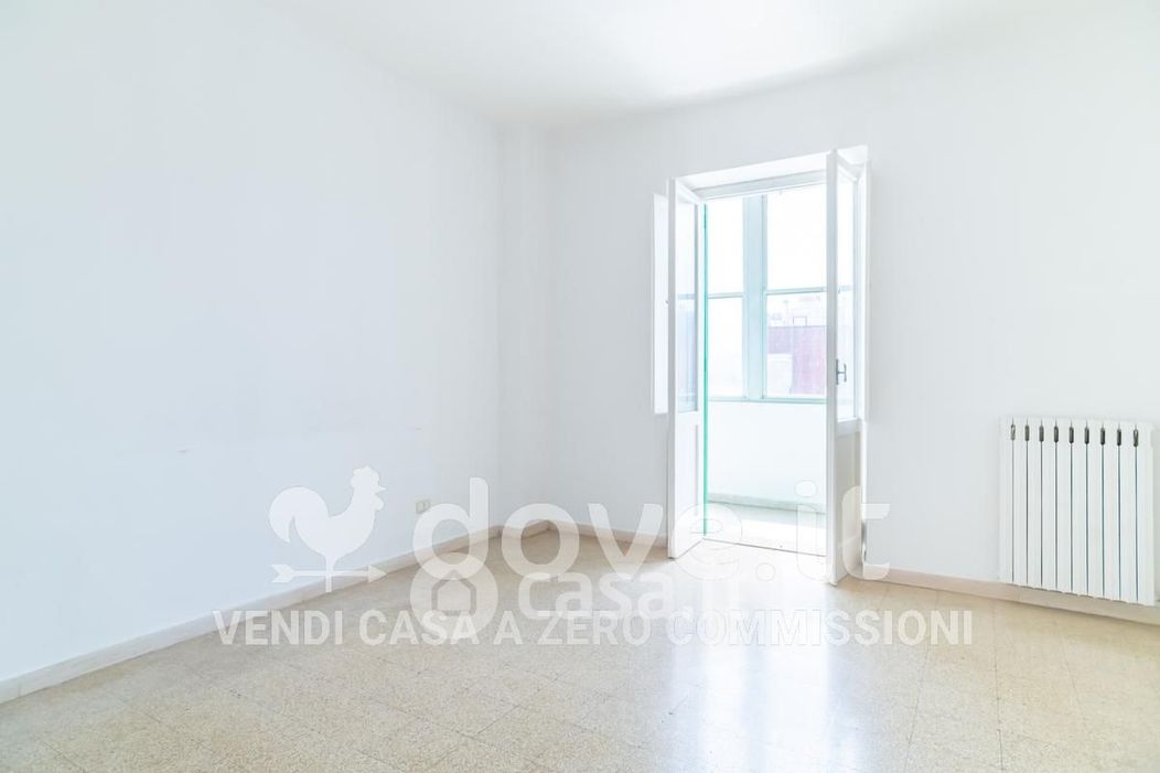Appartamento in Vendita in Via Giovanni Pascoli a Taranto