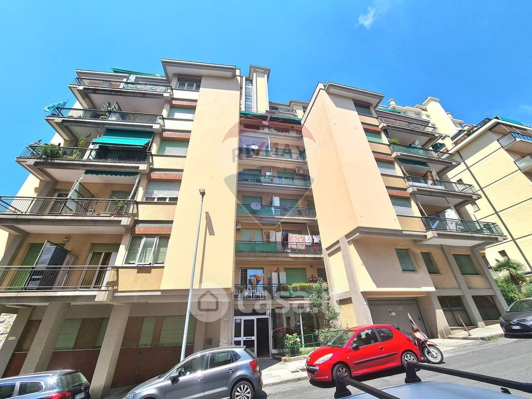 Appartamento in Vendita in Via Vesuvio 20 a Genova