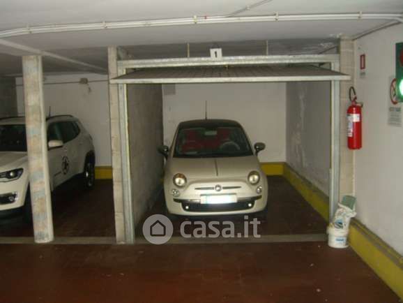 Garage/Posto auto in Vendita in Via Tommaso da Modena 15 a Treviso