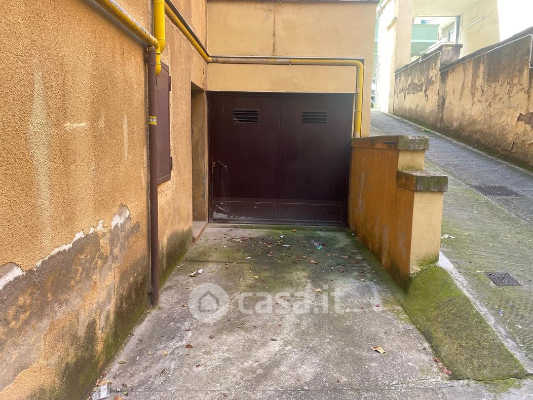 Garage/Posto auto in Affitto in Via Giovanni Severano 15 a Roma