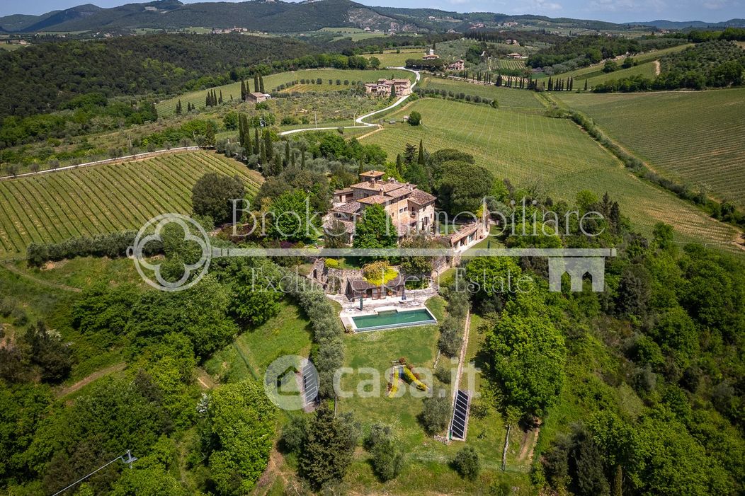 Villa in Vendita in Via dell'Ortaccio a Castelnuovo Berardenga